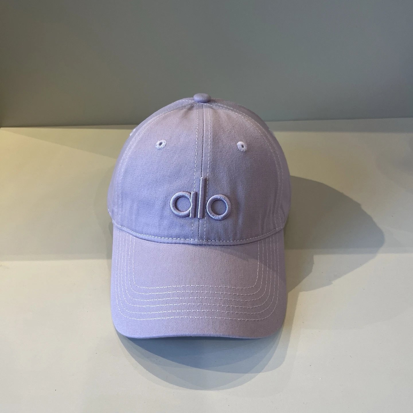 Alo Yoga Mesh Trucker Cap White - 8