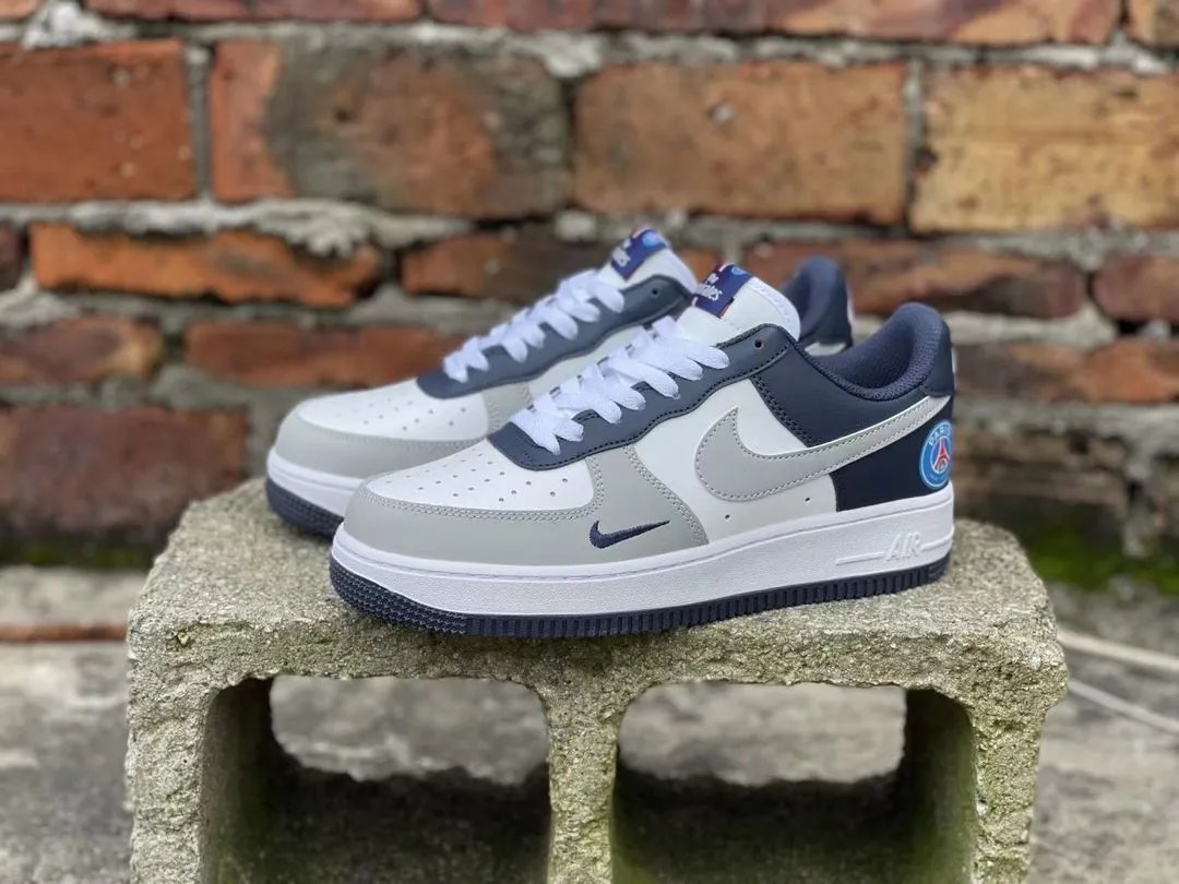 Nike Air Force 1 PSG Sneakers