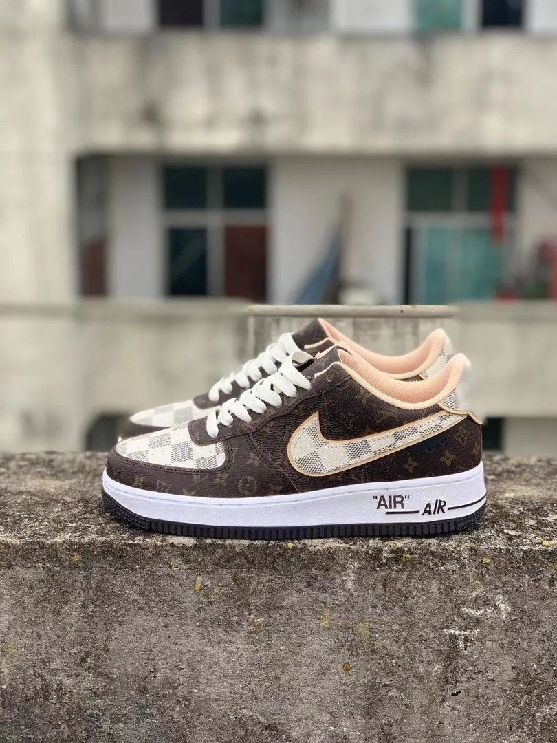 Nike Air Force 1 Brown White Sneakers