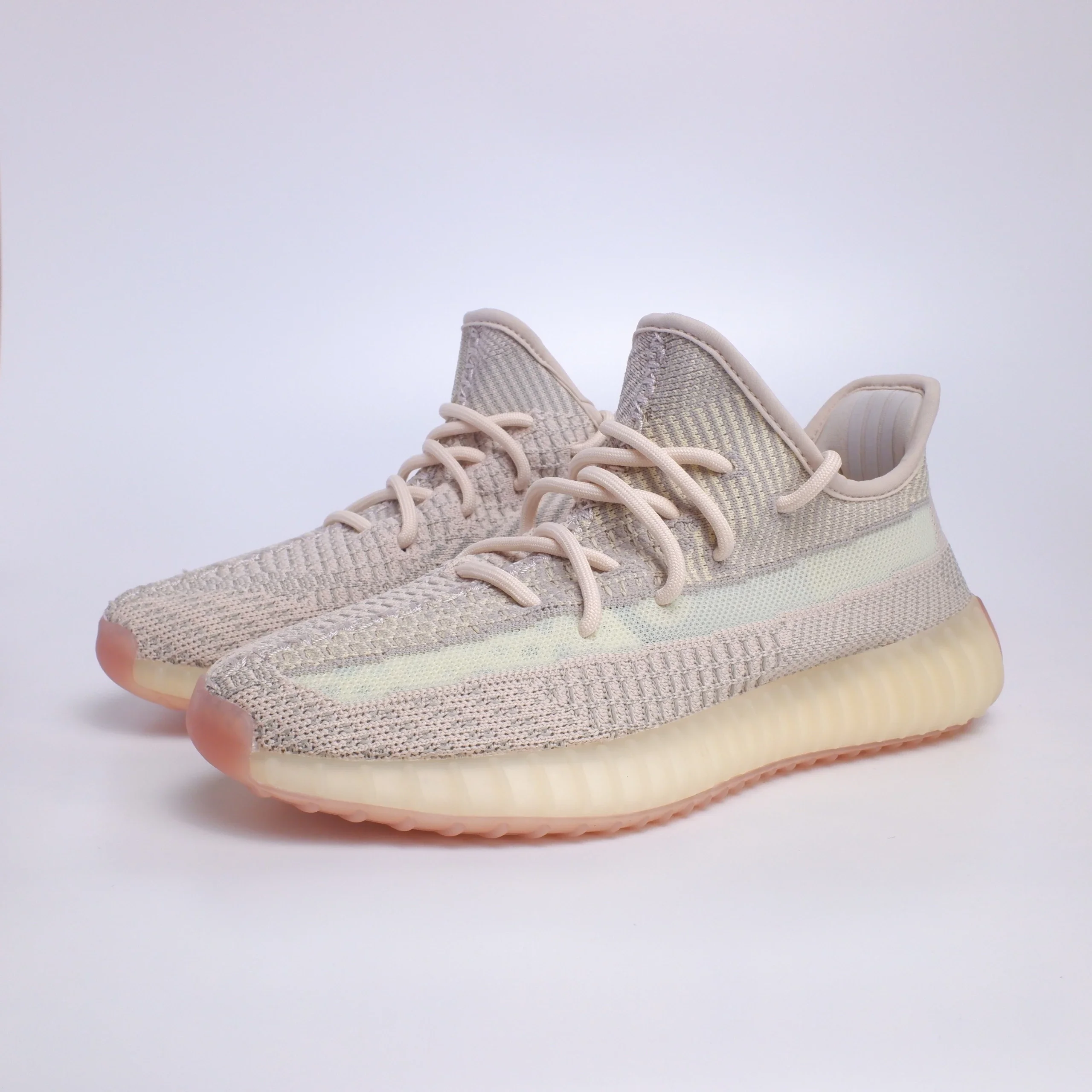 最高版本】Adidas Yeezy Boost 350V2 柠檬拼接芝麻让人有“食欲”的鞋子