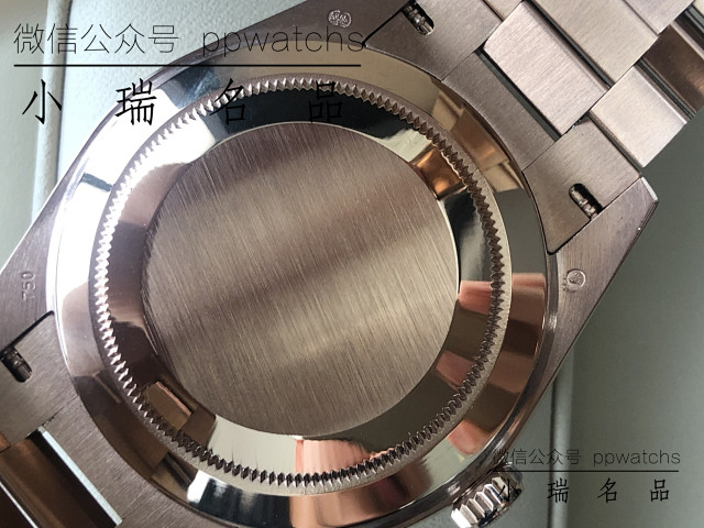 【18K玫瑰金】劳力士星期日历 40mm白面 【18K玫瑰金】劳力士星期日历 40mm白面