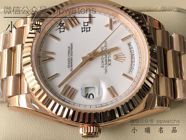 【18K玫瑰金】劳力士星期日历 40mm白面 【18K玫瑰金】劳力士星期日历 40mm白面