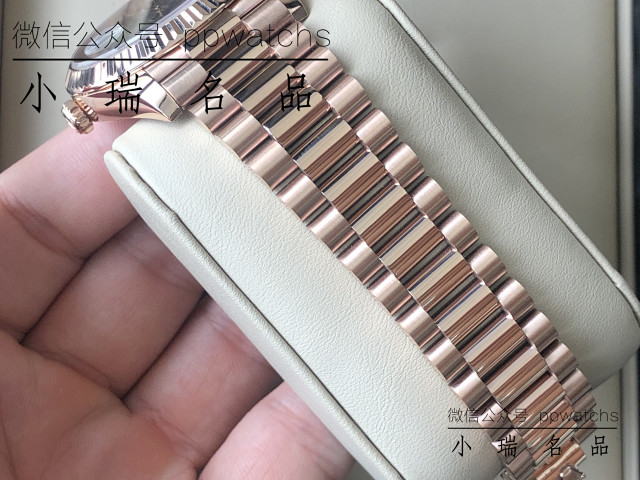 【18K玫瑰金】劳力士星期日历 40mm白面 【18K玫瑰金】劳力士星期日历 40mm白面