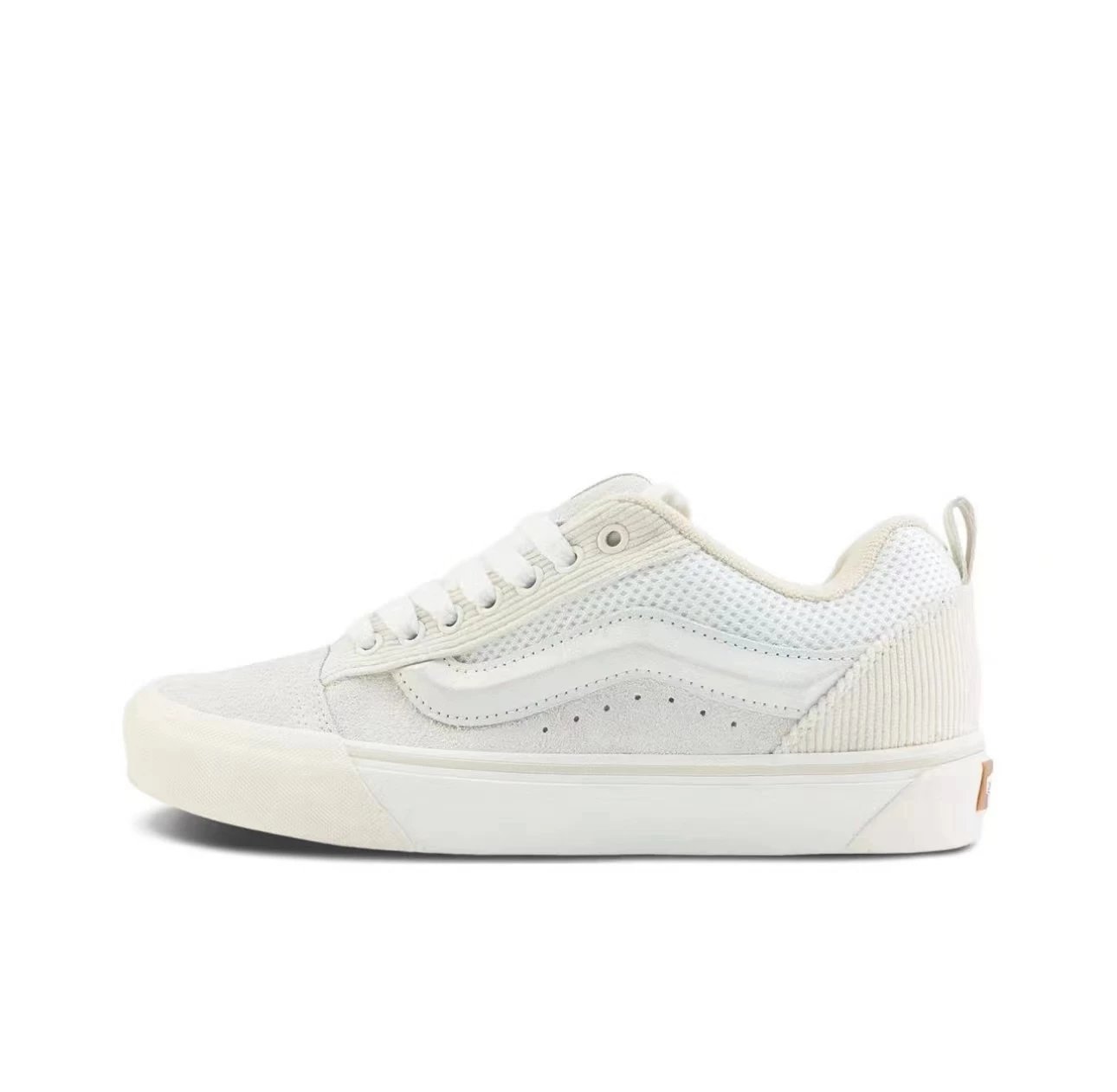 Wansi Bread Shoes White