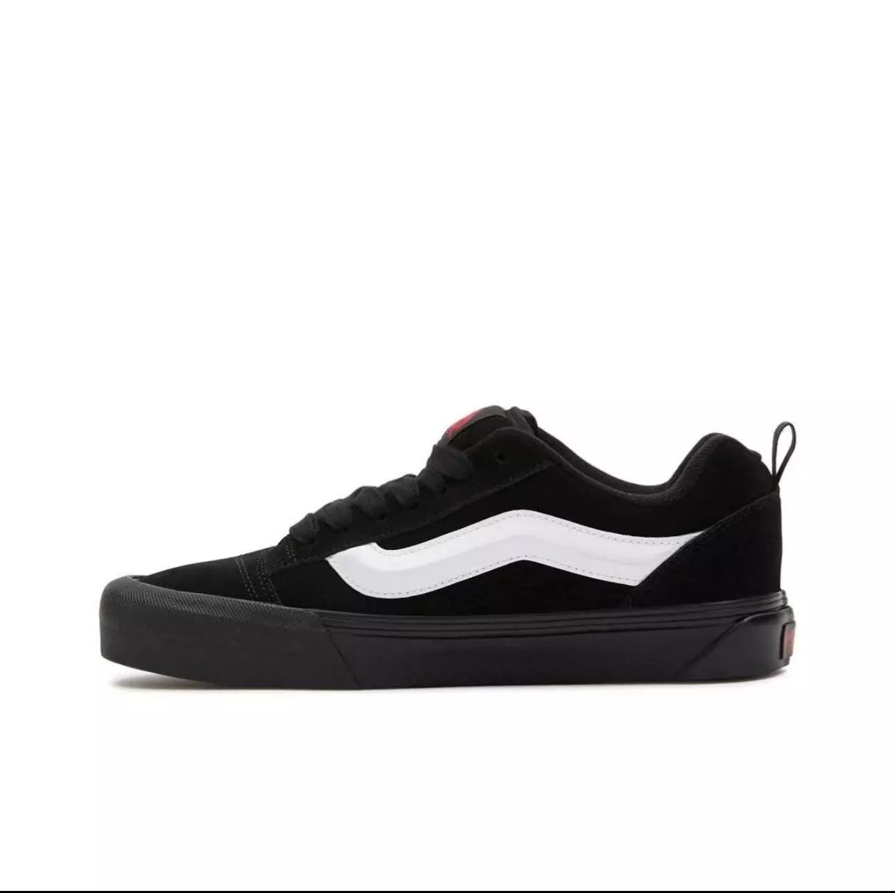 Wansi Bread Shoes Black and White