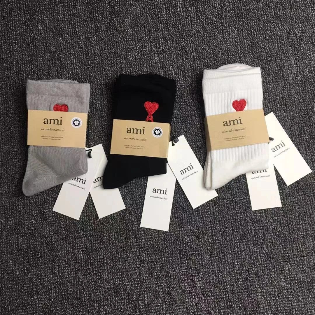 AMI short socks夏季短袜爱心桃心白色黑色棉中筒运动袜滑板原宿字母男女百搭袜子