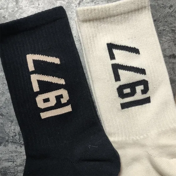 Fear of God Essentials 1977 Logo Socks Gray - 4
