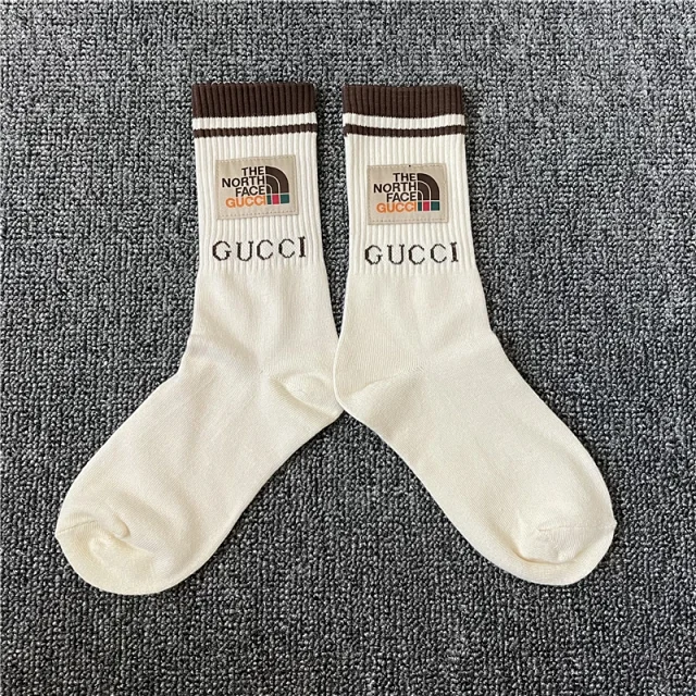 Gucci Socks Striped crew with cartoon character embroidery product detail image 7