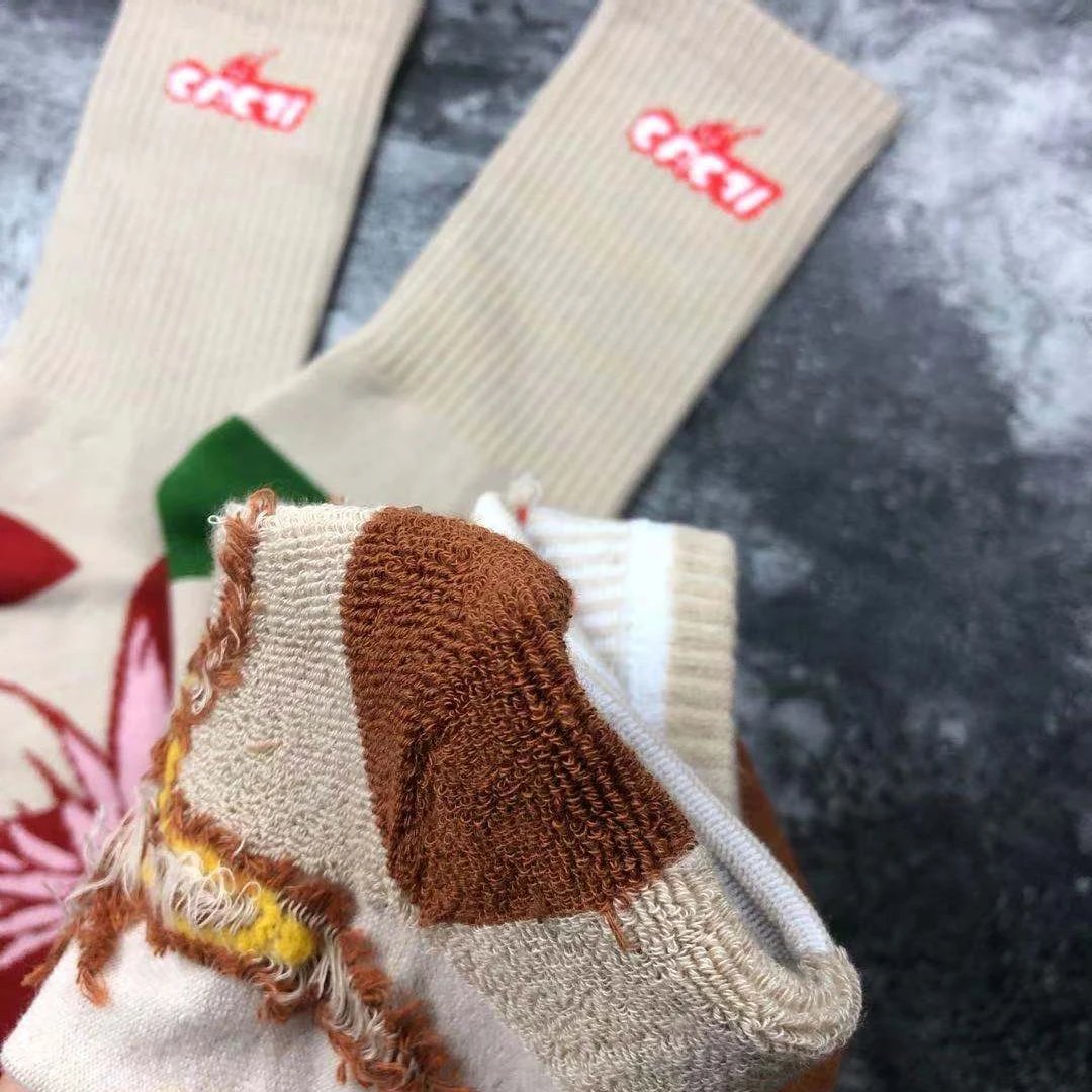 Cactus Jack Cactus Print Crew Socks Beige Red Socks - 7