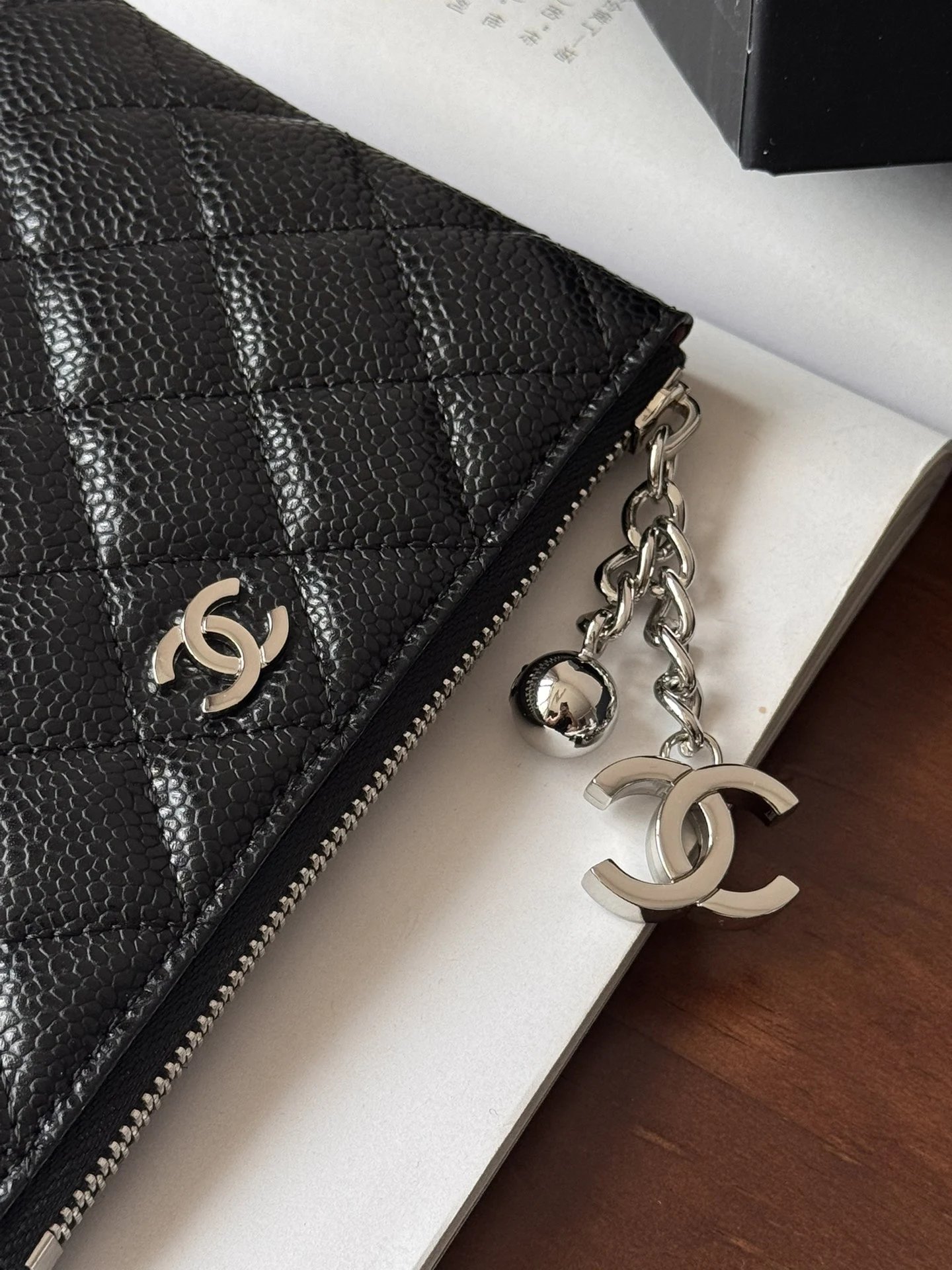 Gucci Marmont Messenger Bag foto 3