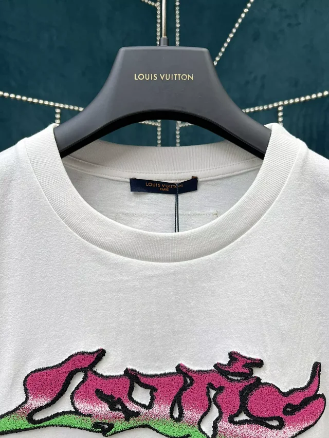 Louis Vuitton LV Spread Embroidery T-Shirt - Vitkac shop online