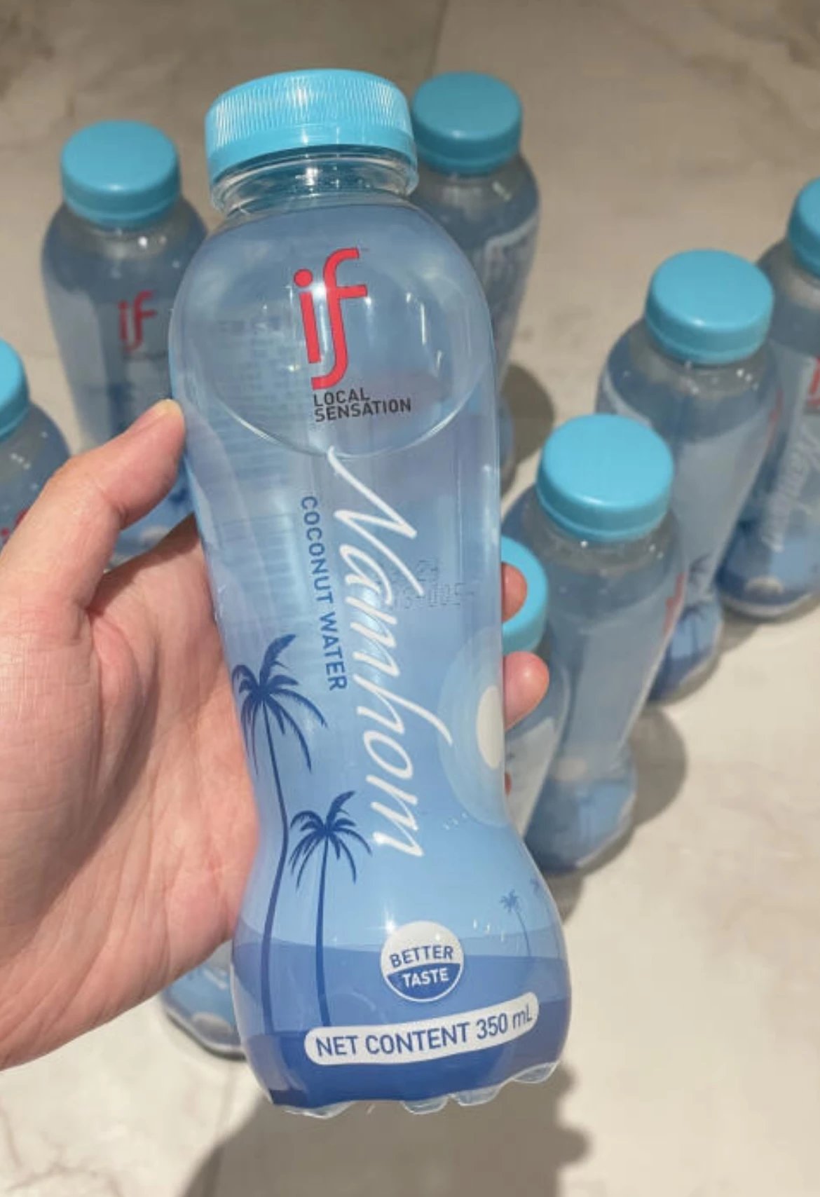 配料表只有椰子水，泰国原产进口：350mlx6瓶 if 香水椰子水 49.9元包邮，12瓶装99元 买手党-买手聚集的地方