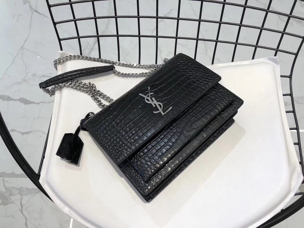 Saint Laurent Monogram Clutch 