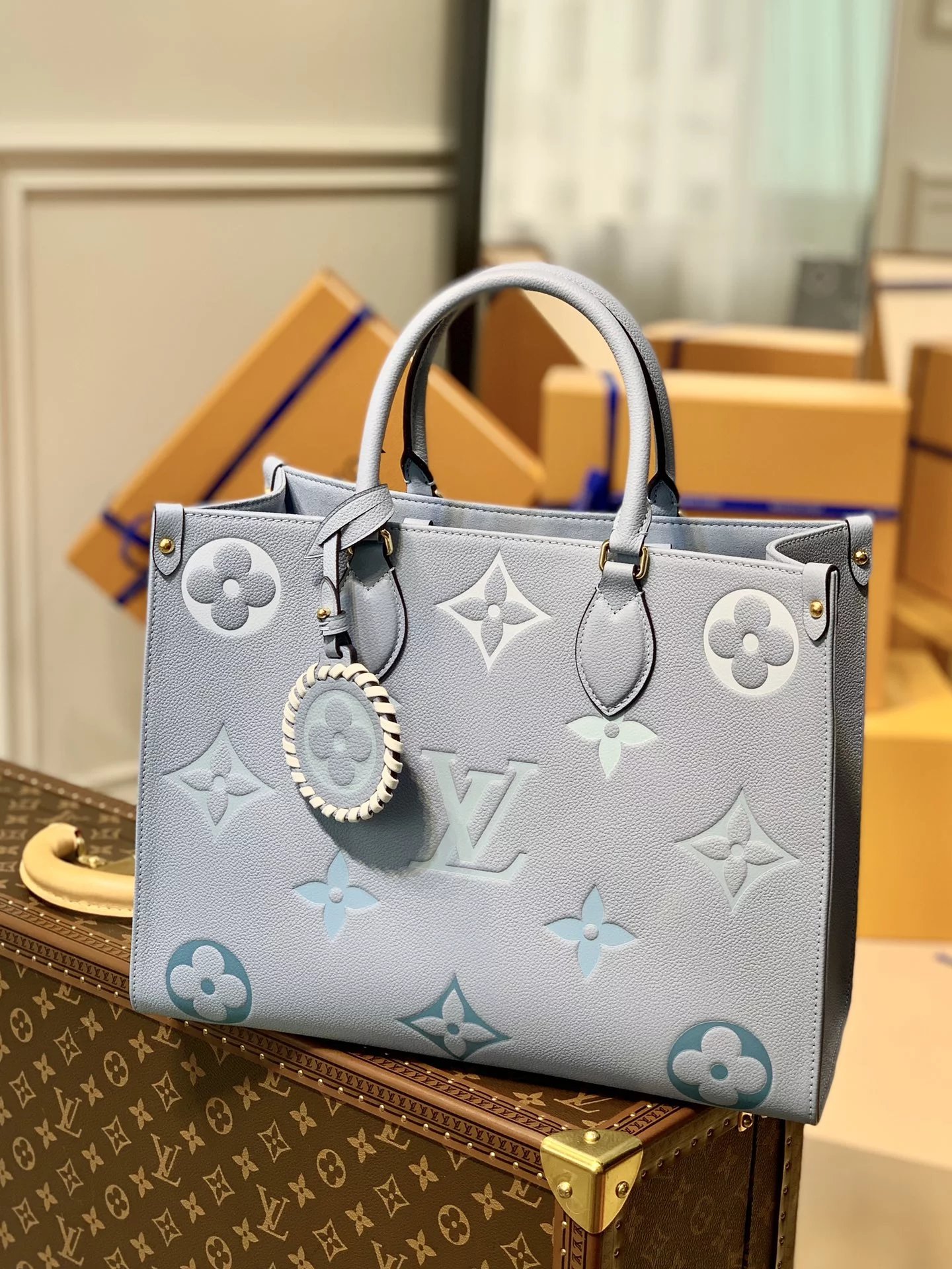 Louis Vuitton OnTheGo Tote Bag