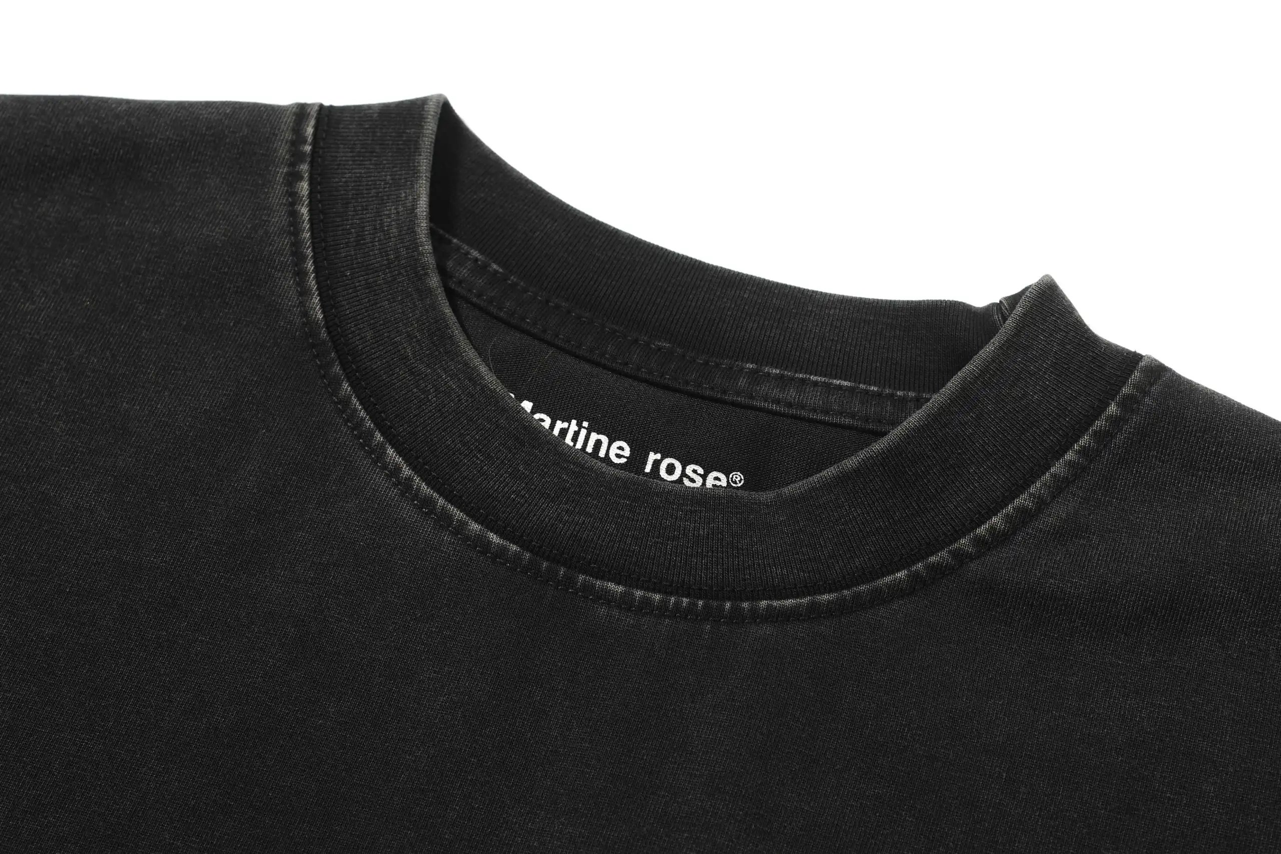 Inverted Letter Logo Print T-Shirt Black photo 8