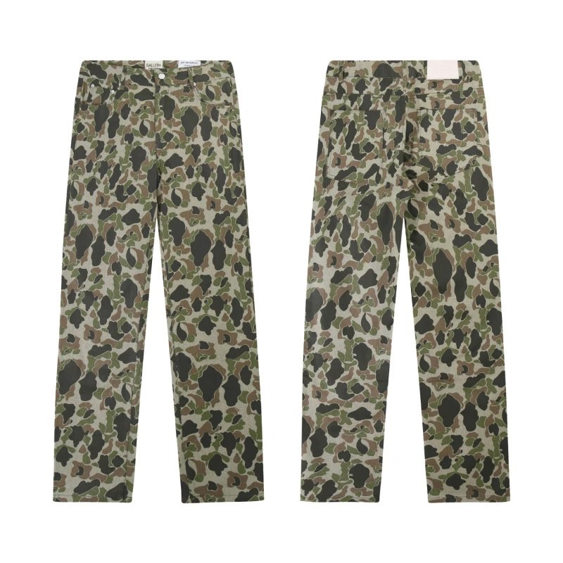 Washed Camouflage Straight-Leg Pants photo 4