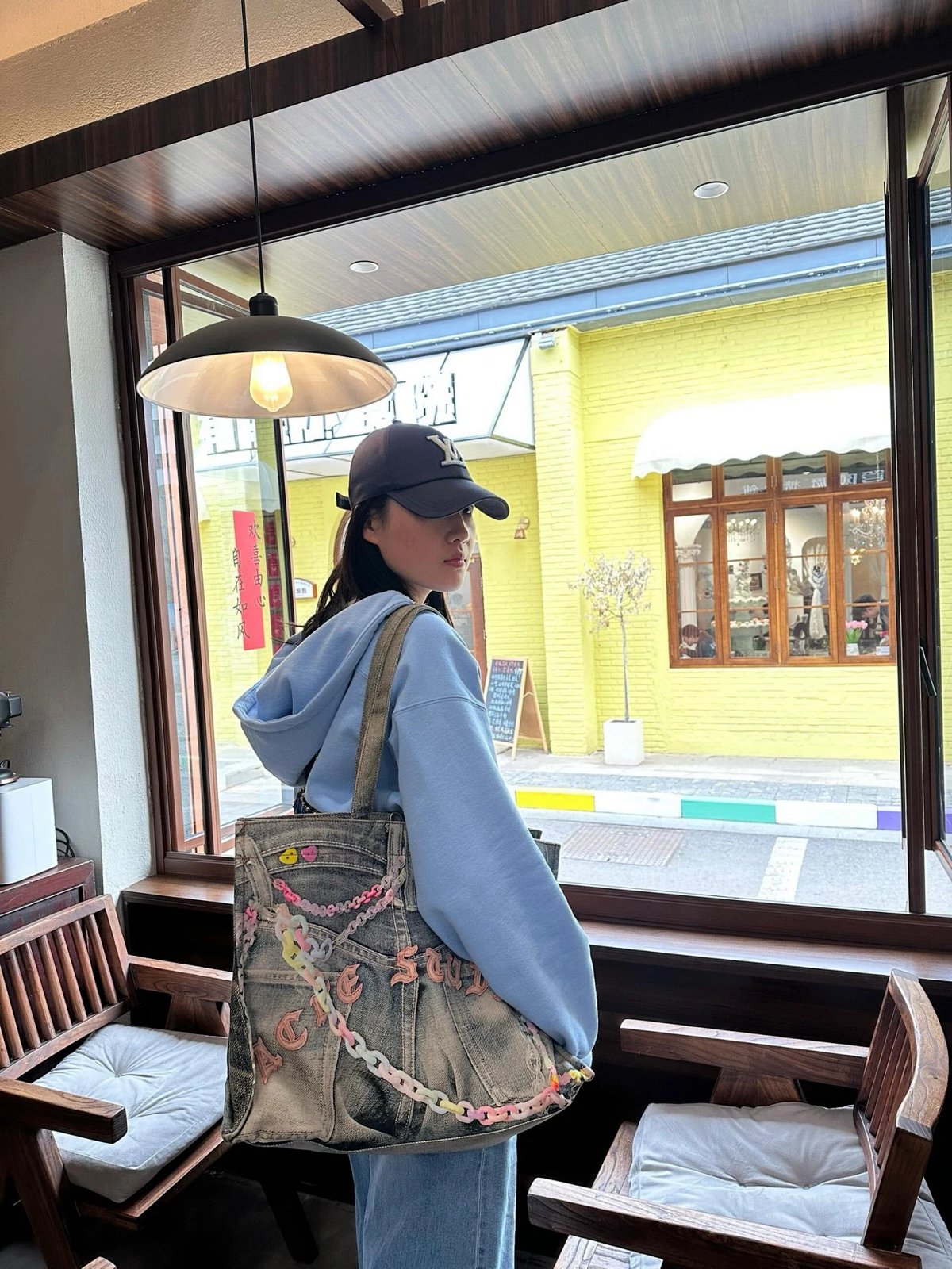Acne Studios Denim Print Tote Bag with Pastel Chains Multicolor Handbag product detail 20 in Litbuy spreadsheet finds