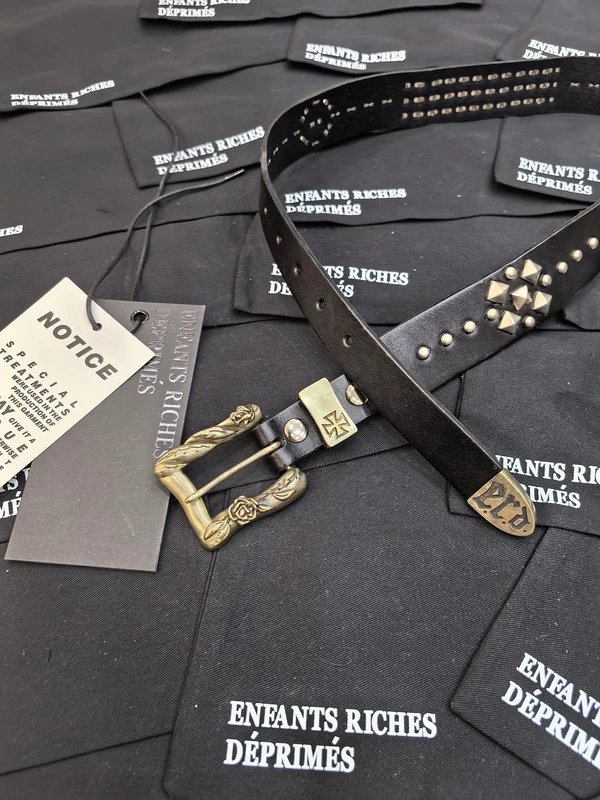 Enfants Riches Déprimés Studde