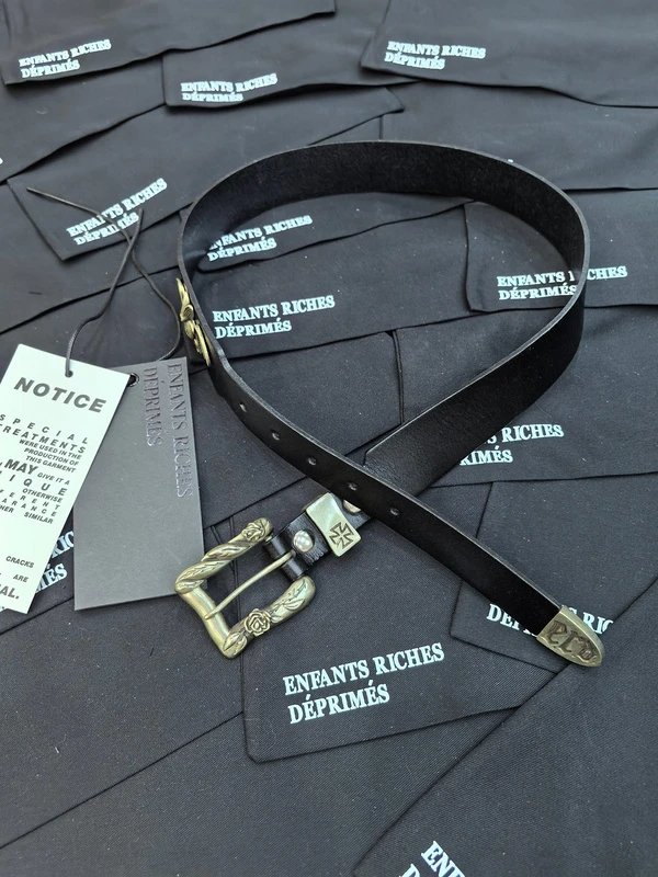 Enfants Riches Déprimés Belt