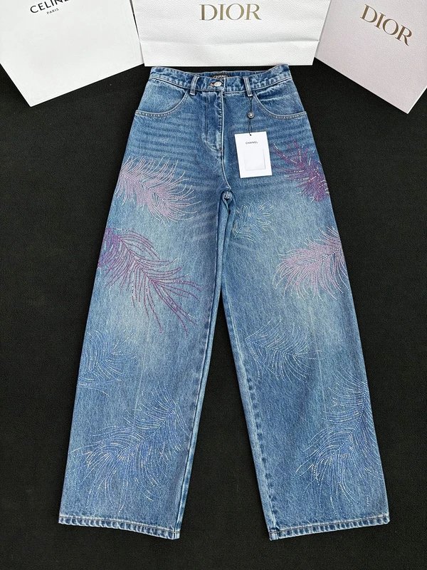 Chanel 2025 Spring/Summer Feather Gradient Rhinestone Jeans
