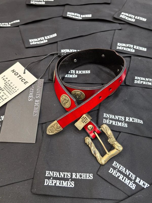 Enfants Riches Déprimés Belt