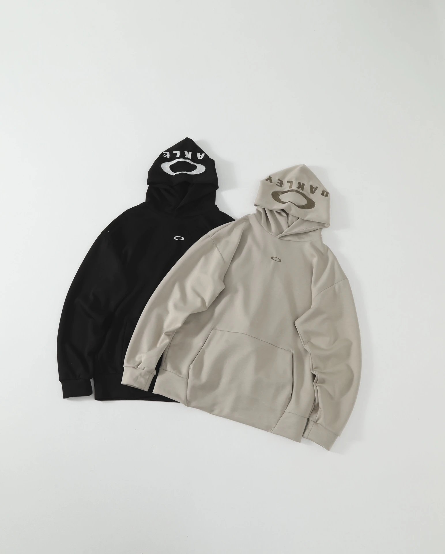 Oakley Embroidered Hoodie - K43