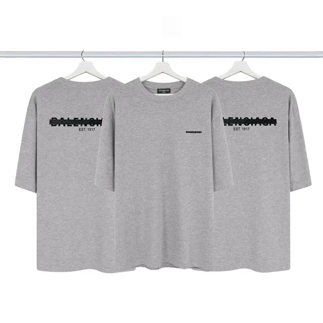 Balenciaga T-Shirts Short-Sleeve Logo Graphic T-Shirt product detail image 12