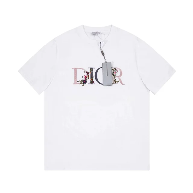 Dior T-Shirts Short-sleeve logo graphic product detail image 11