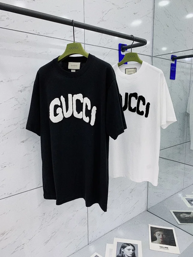 Gucci T-Shirts Graphic Print product detail image 10