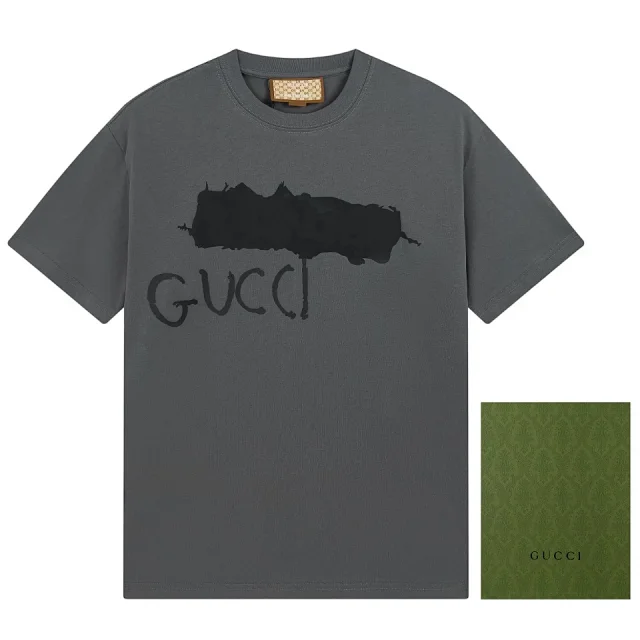 Gucci T-Shirts Short-Sleeve Logo Graphic T-Shirt product detail image 10