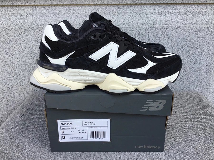 New Balance Sneakers 9060 — 12