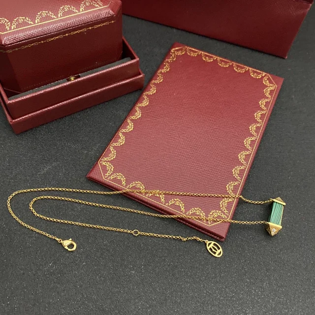 Cartier Jewelry Panther pendant necklace product detail image 13
