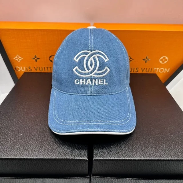 Chanel Hats Logo-Embroidered Baseball Cap product detail image 12
