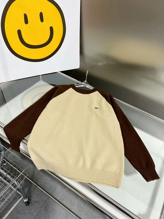 Lacoste Knitwear Crew-neck knit sweater with crocodile logo product detail image 13