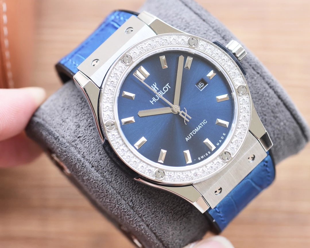 Hublot Classic Fusion Automatic Gray Dial Diamond Bezel Watch - 15