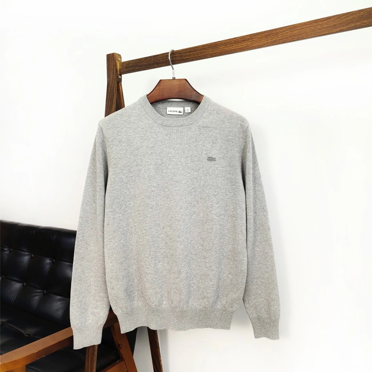 Lacoste Grey Round N