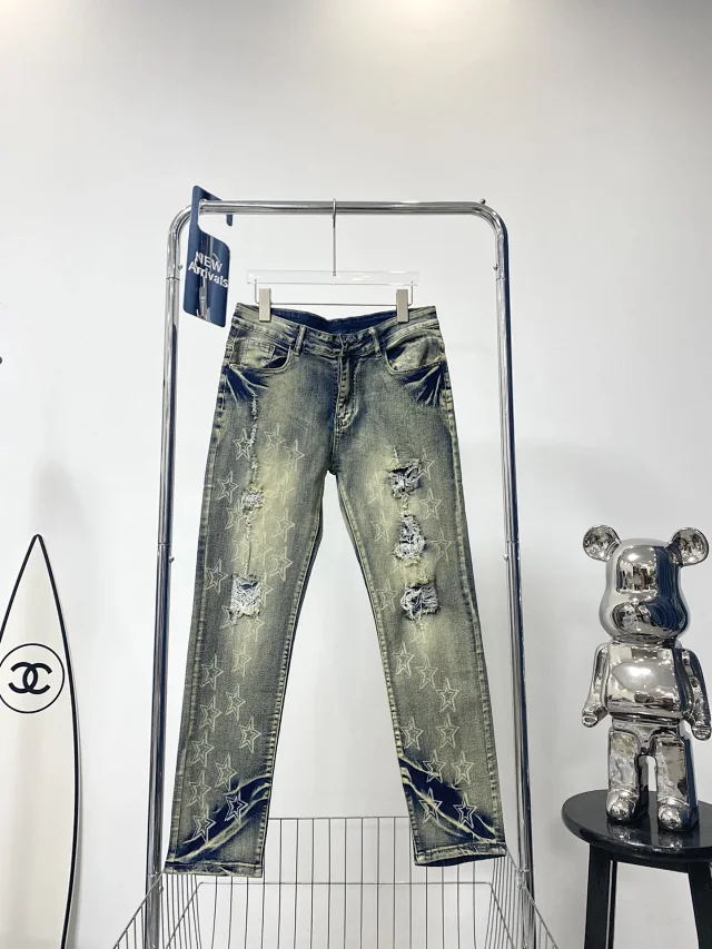 AMIRI Jeans Distressed skinny product detail image 11