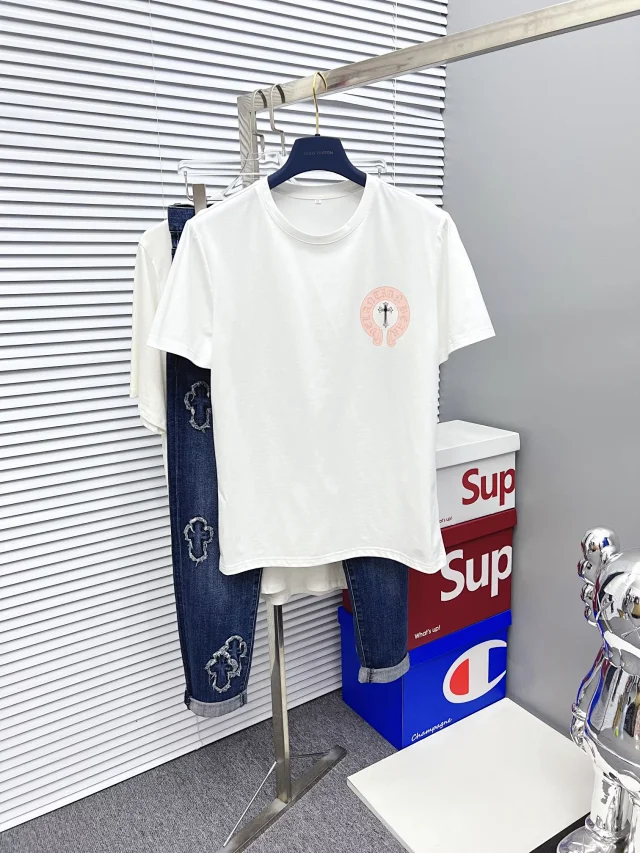 Chrome Hearts T-Shirts Short-Sleeve Graphic T-Shirt product detail image 11
