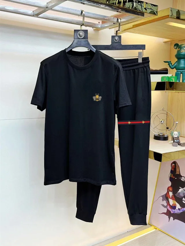 Gucci Matching Sets T-Shirt and Shorts Set product detail image 11