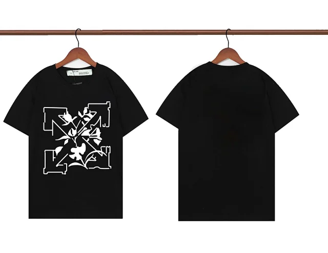 Off-White T-Shirts Graphic Print product detail image 14