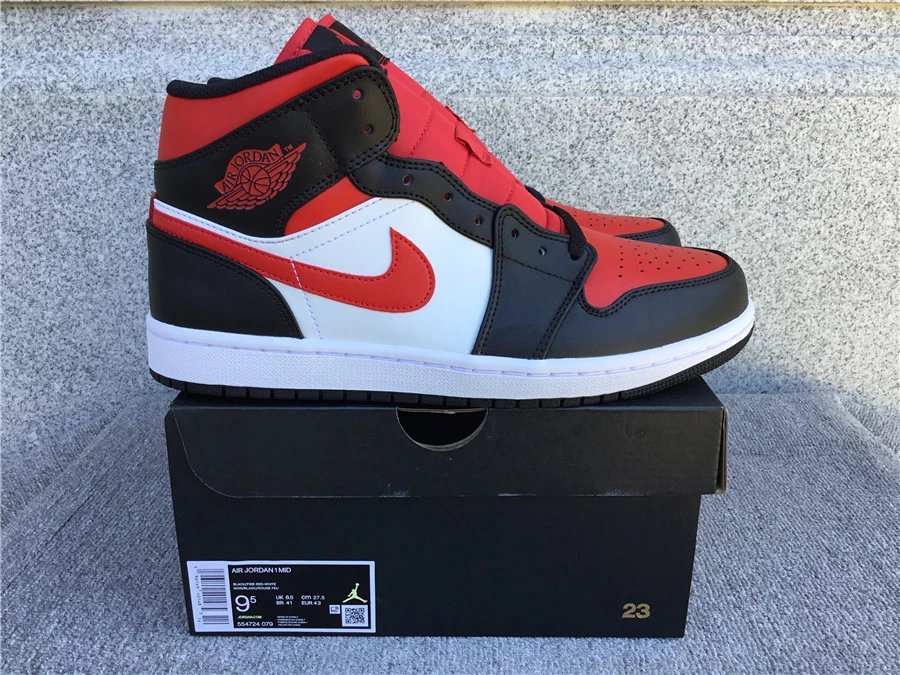 Air Jordan 1 Mid sneakers in various colorways product photo 4