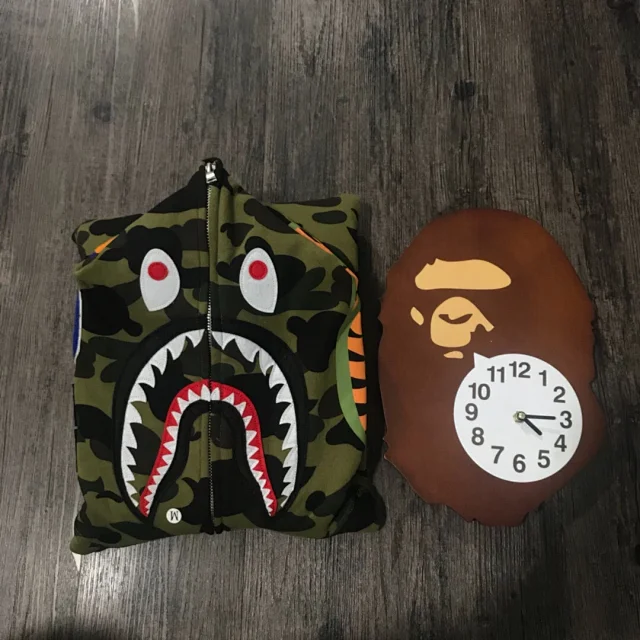 A BATHING APE Hoodies & Sweatshirts Shark Full Zip Hoodie with Camo Print product detail image 11