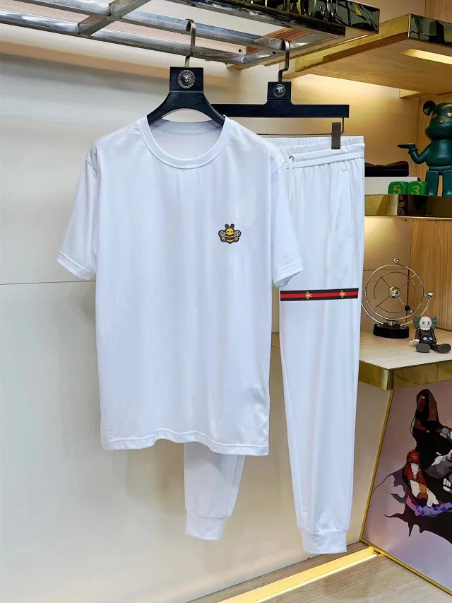 Gucci Matching Sets T-Shirt and Shorts Set product detail image 12