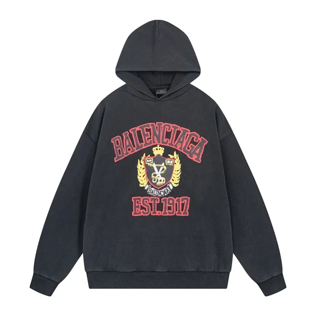 Balenciaga Hoodies & Sweatshirts Pullover hooded sweatshirt with logo graphic and kangaroo pocket product detail image 11