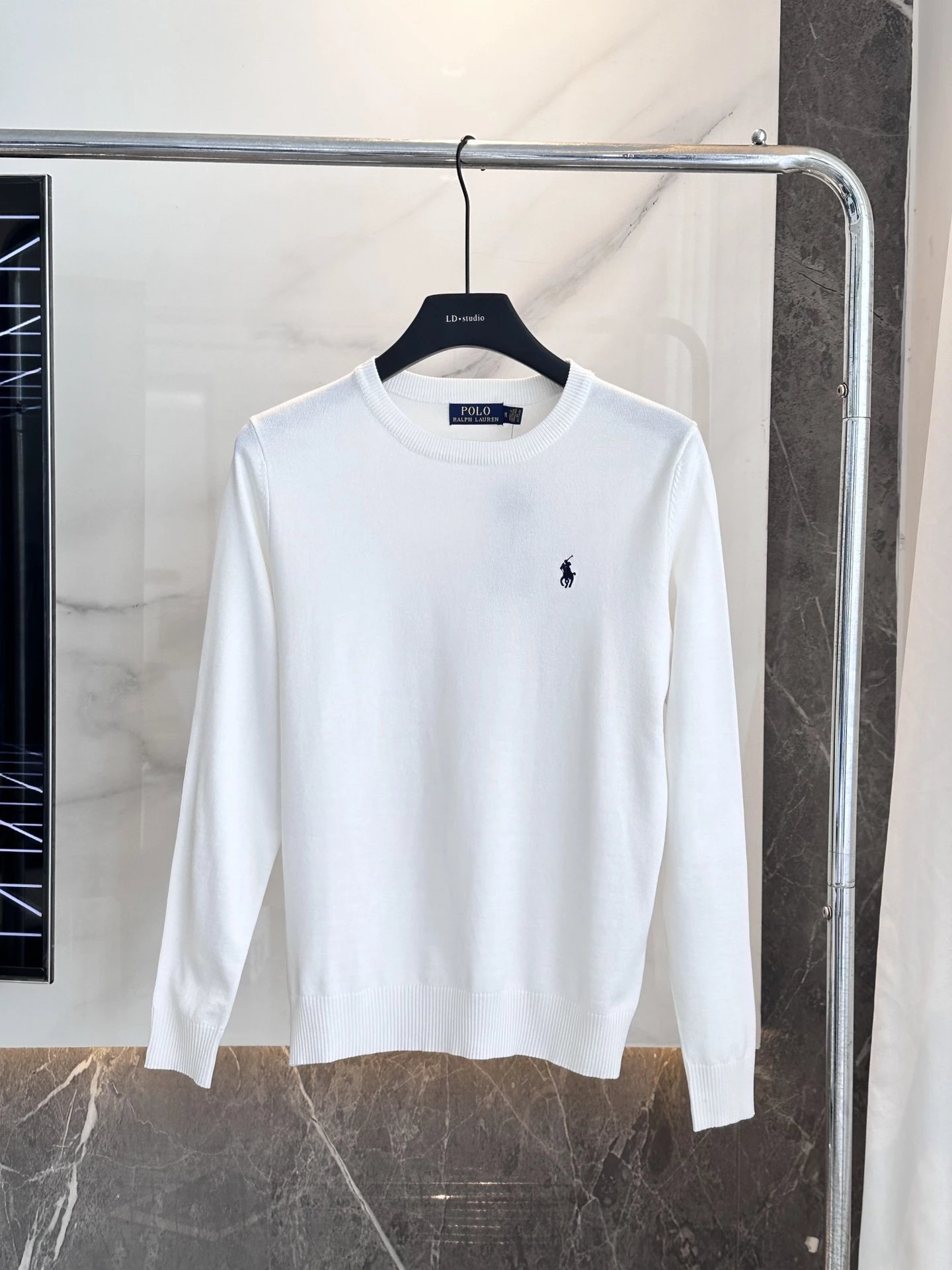 Product view 32