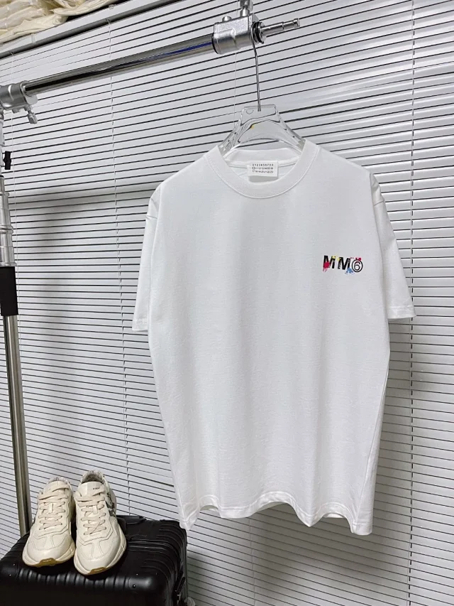 MM6 Maison Margiela T-Shirts Numeric Logo Print product detail image 14