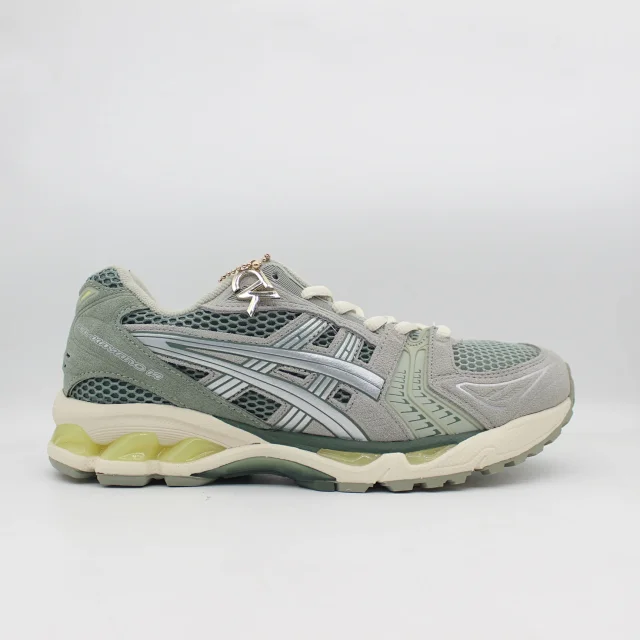 ASICS Multiple sneaker models shown product detail image 41