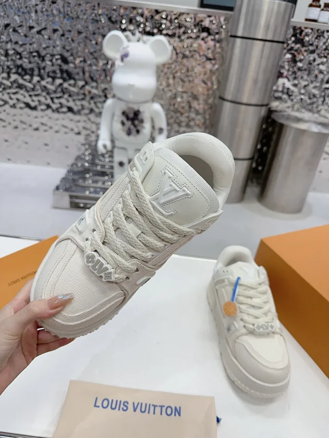 Louis Vuitton Sneakers LV Trainer product detail image 5