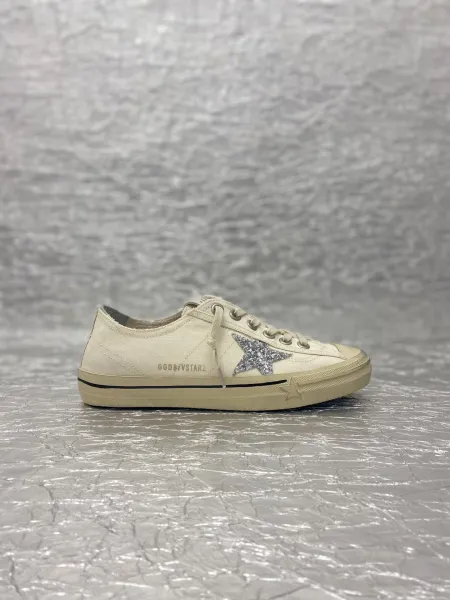 Golden Goose V-Star 2 White Distressed Sneakers - 38