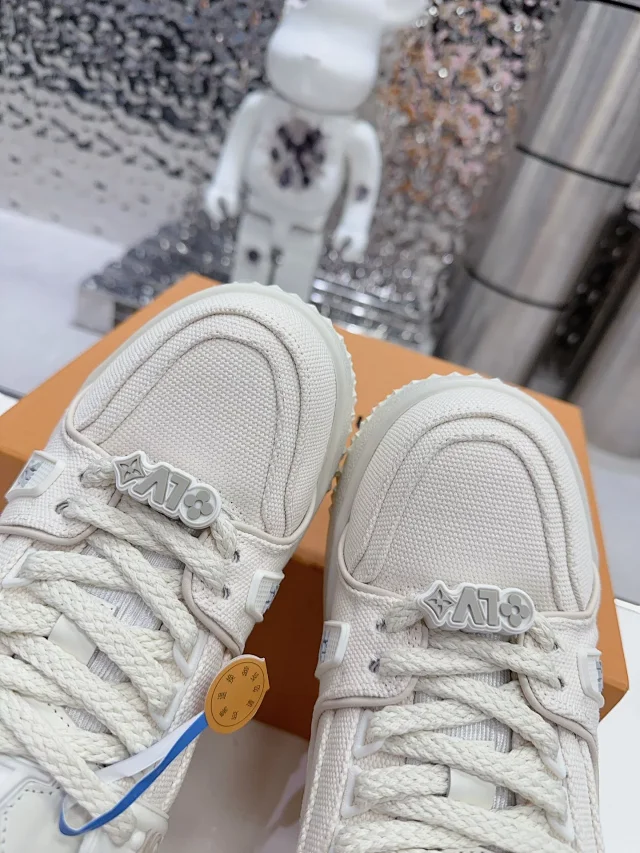 Louis Vuitton Sneakers LV Trainer product detail image 6